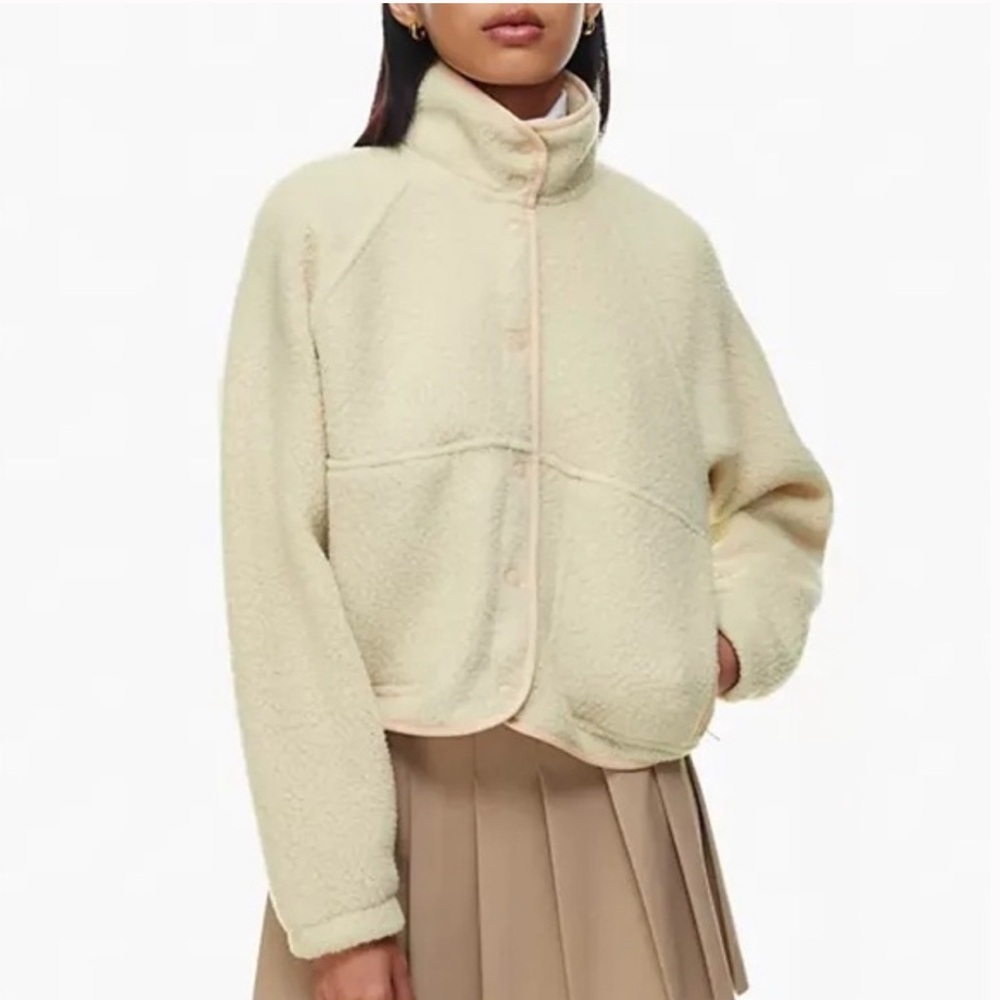 aritzia sunday best bigfoot polar fleece button up - Picture 2 of 4